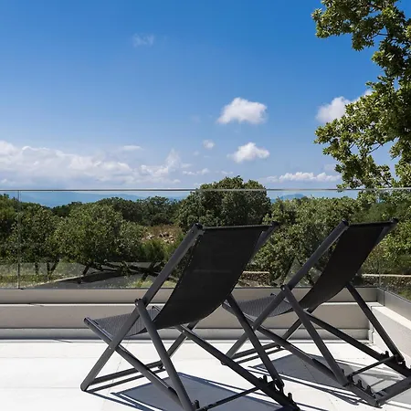 Pipina, A Tranquil Retreat Villa *