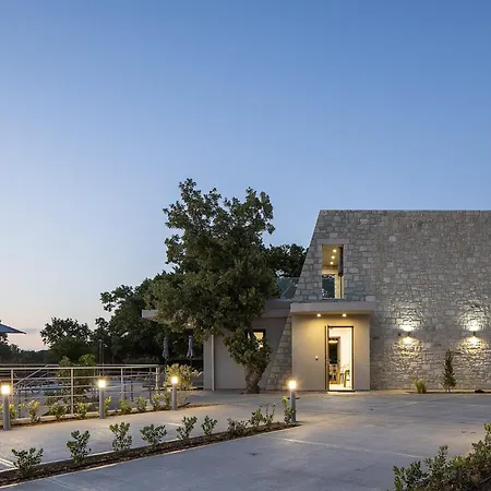 Villa Pipina, A Tranquil Retreat Rethymno (Crete)