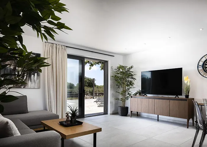 Pipina, A Tranquil Retreat *