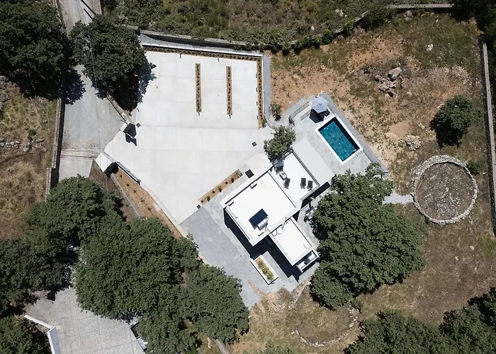 Pipina, A Tranquil Retreat *