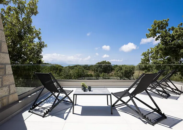 Villa Pipina, A Tranquil Retreat